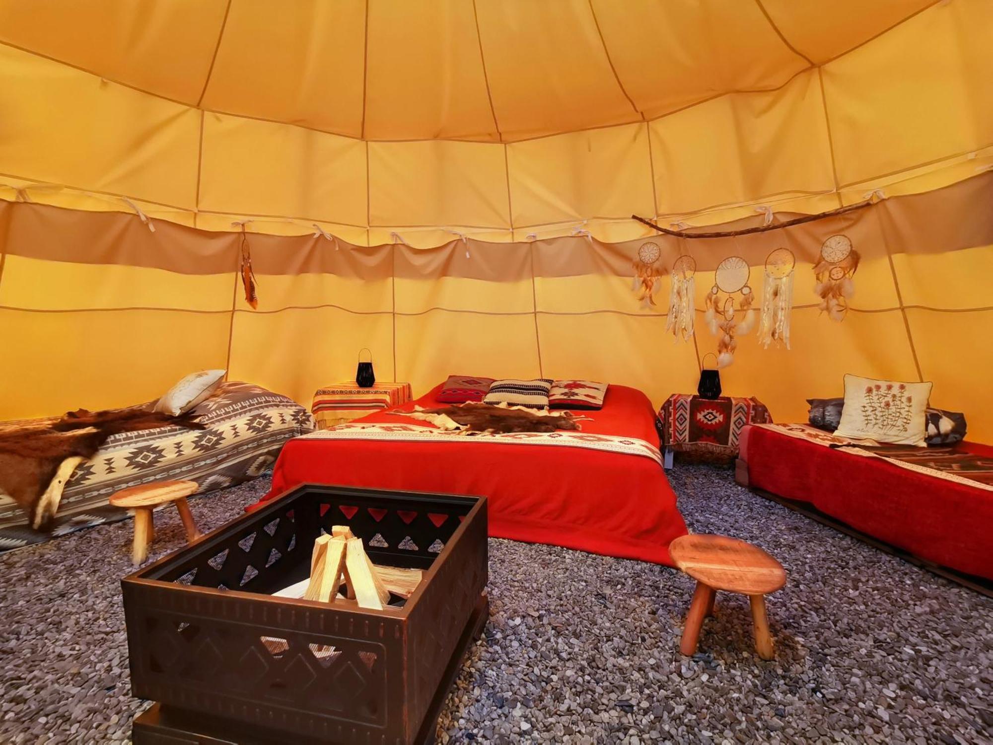 Teepee Camp Lounky Hotel Chodouny Exterior photo